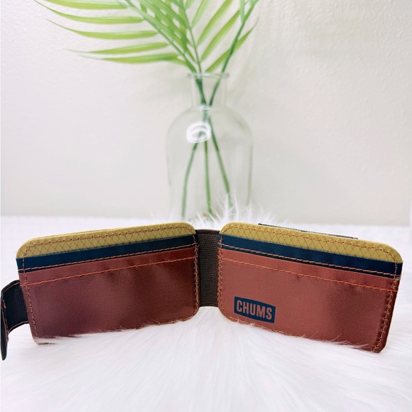 Chums Band-it Unisex Bi-fold Wallet - Picture 4 of 10